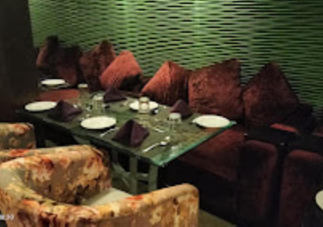 Hotel Siddharth Premiere Chandrapur Kültér fotó